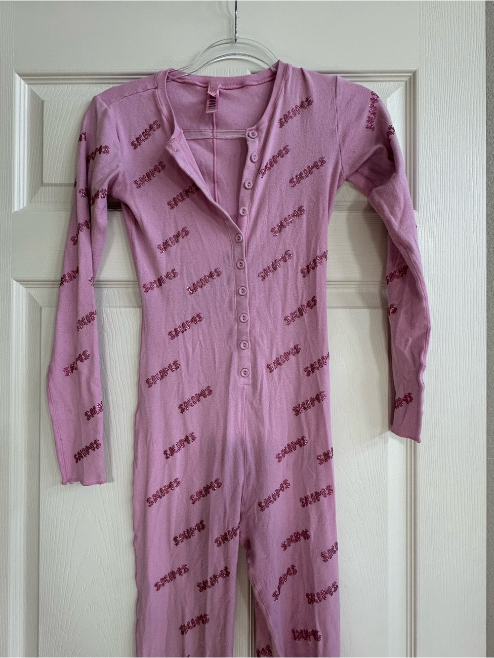 SKIMS Pink Rhinestone Logo Onesie Pajamas – Size Small 💗✨ - Picture 2 of 6